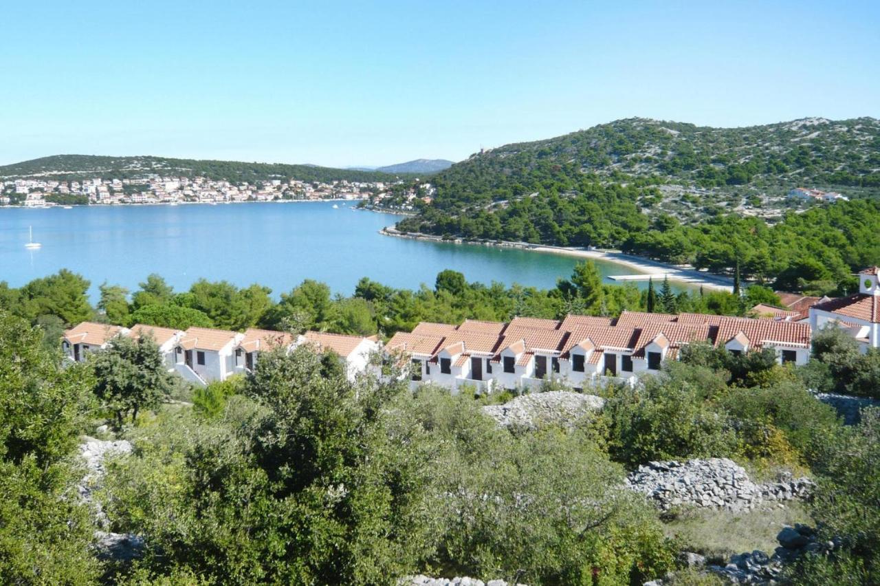 Belvilla Apartments In Holiday Resort Jezera Village, Island Murter ティスノ エクステリア 写真